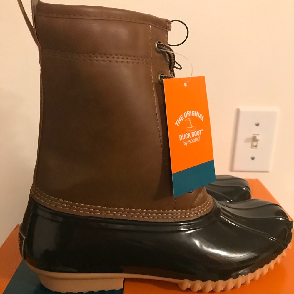 New Size 7 Women’s Original Duck Boots by Sporto